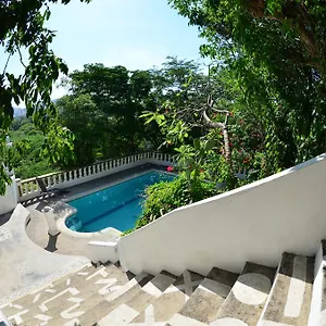Jardin Etnobotanico Ludovica Bed & Breakfast
